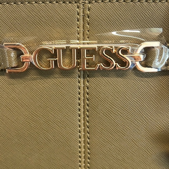 Guess | Olive Satchel w/Iconic Logo Bag Charm - Picture 4 of 16